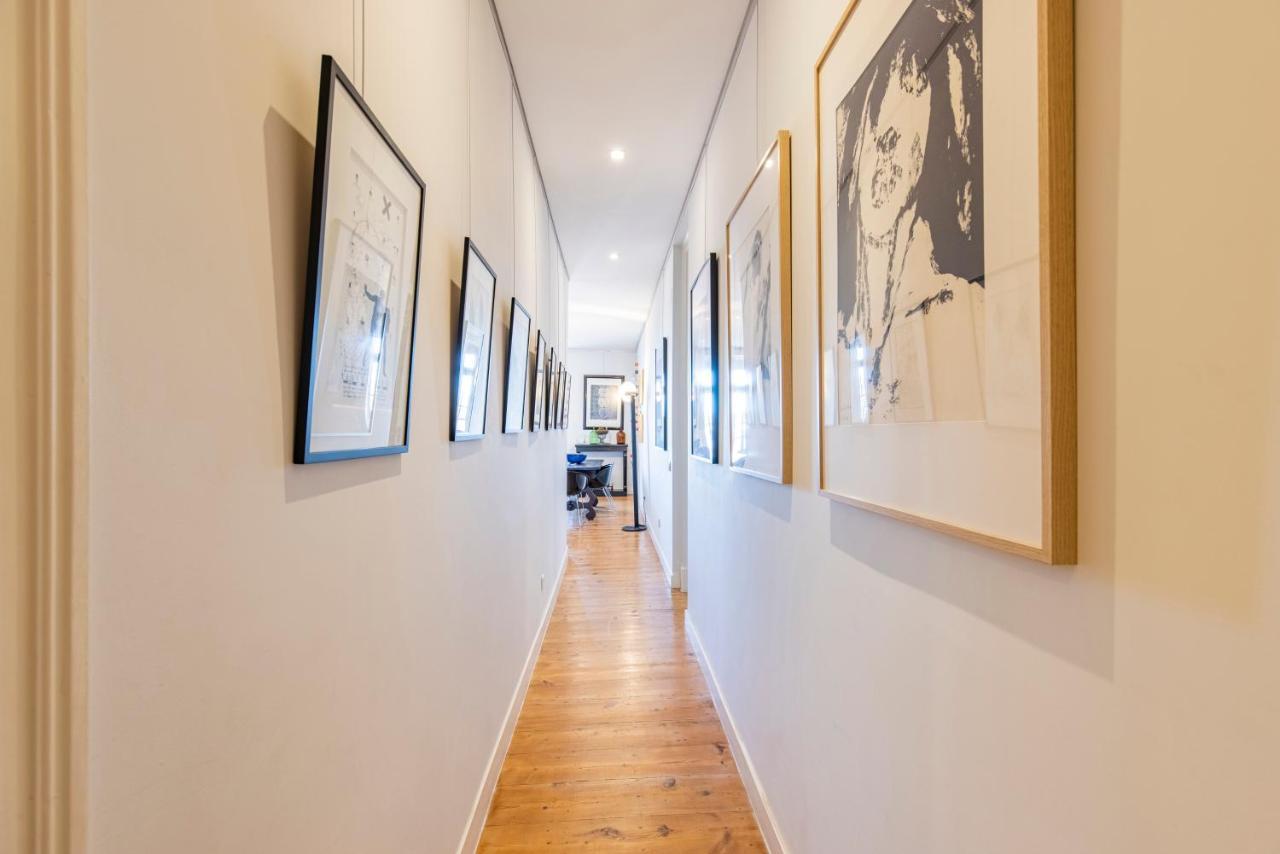 Castelo Design Aparment W/ Balcony & Super View By Lovelystay リスボン エクステリア 写真