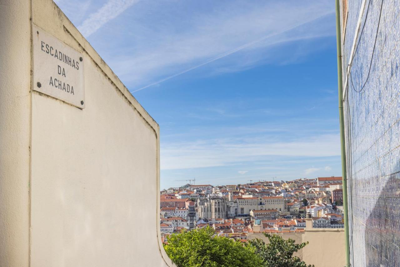 Castelo Design Aparment W/ Balcony & Super View By Lovelystay リスボン エクステリア 写真